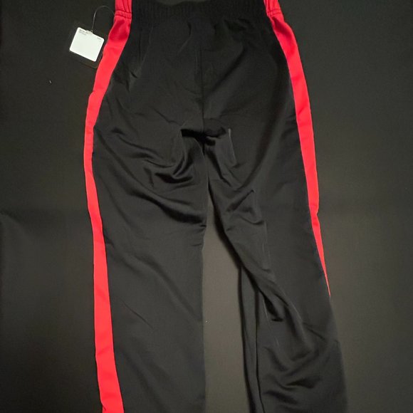 NIKE 2-PC RED/BLACK JOGGER SET SIZE 7 - Picture 11 of 12